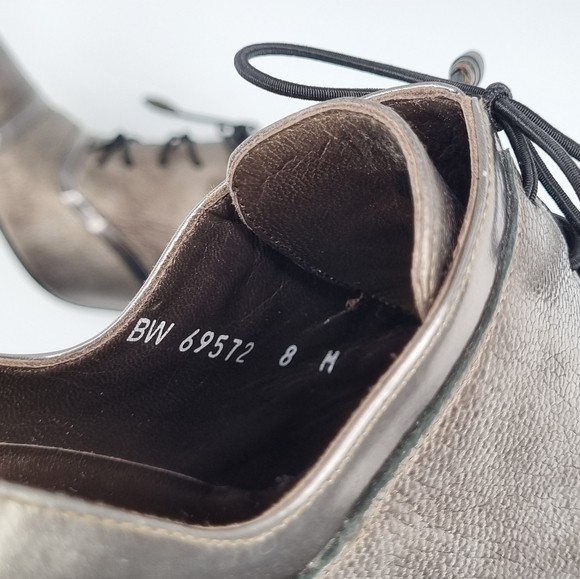 Stuart Weitzman shoes Size 8 - Picture 12 of 15